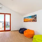 Amazing In Svfilip I Jakov بيت للعطل