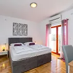 Amazing In Svfilip I Jakov سفيتي فيليب ياكوف