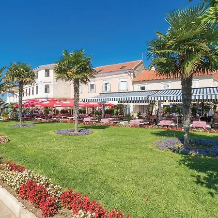 Amazing In Svfilip I Jakov Sveti Filip i Jakov