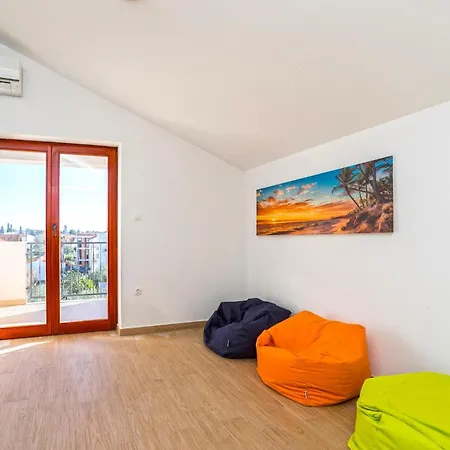 Beautiful In Sv,filip I Jakov With Sauna Holiday home