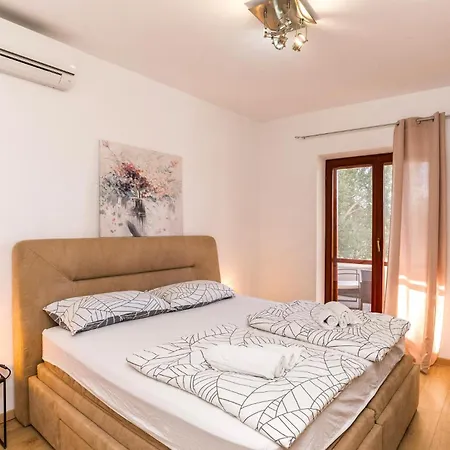 Amazing In Svfilip I Jakov