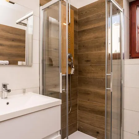 Holiday home Gorgeous In Svfilip I Jakov With Sauna *