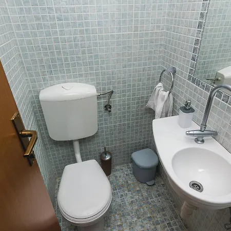 Gorgeous In Svfilip I Jakov With Sauna Holiday home