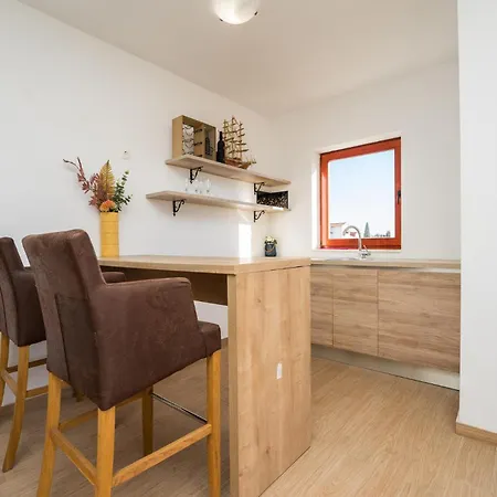 Holiday home Beautiful In Sv,filip I Jakov With Sauna *