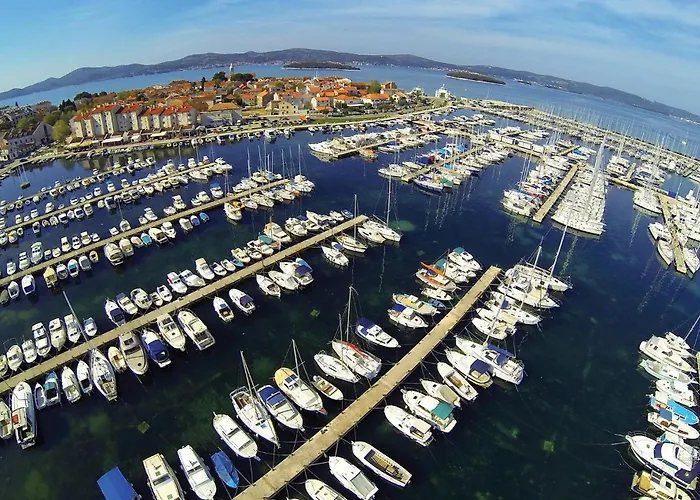 Amazing In Svfilip I Jakov Nyaraló