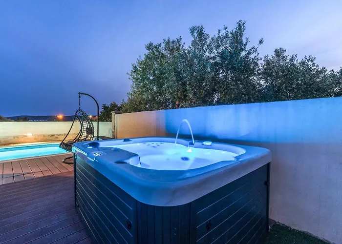 Amazing In Svfilip I Jakov Nyaraló *