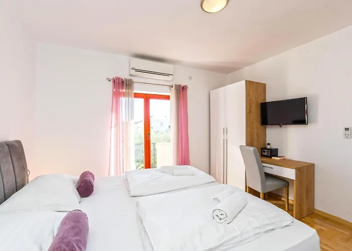 Amazing In Svfilip I Jakov * Sveti Filip i Jakov